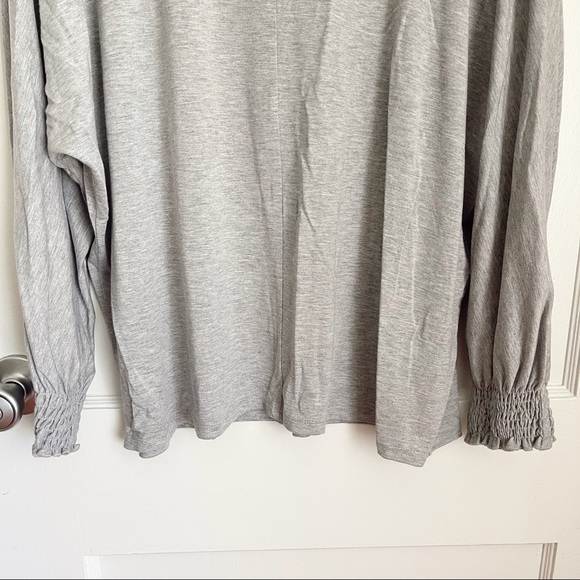 T Tahari Gray Long-sleeve Blouse - Picture 3 of 6